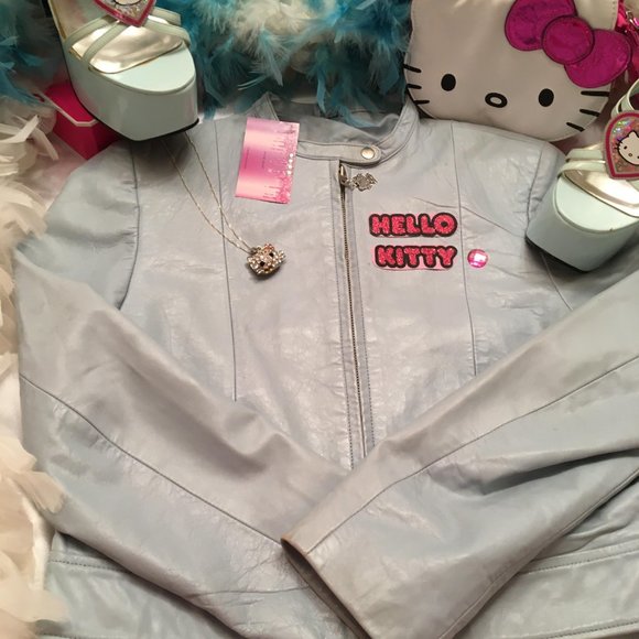 ADORABLE robins egg blue genuine leather jacket jacket with hello kitty details! - Picture 15 of 15